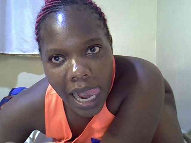 Sweet-Tiffany webcam