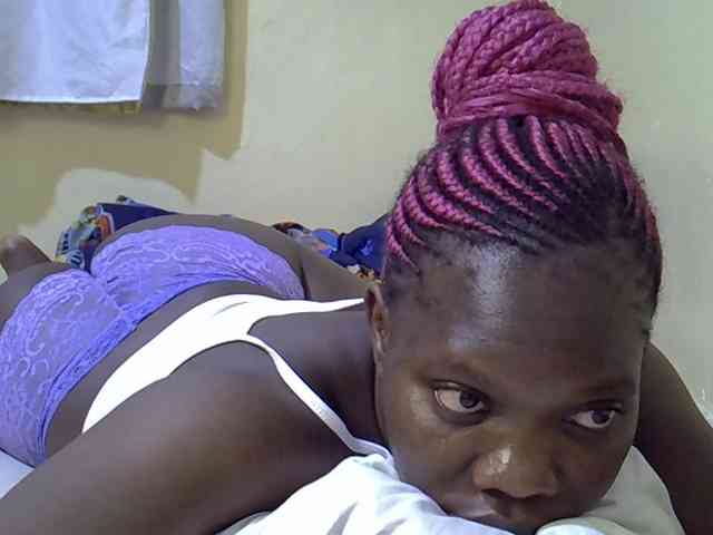 Sweet-Tiffany webcam