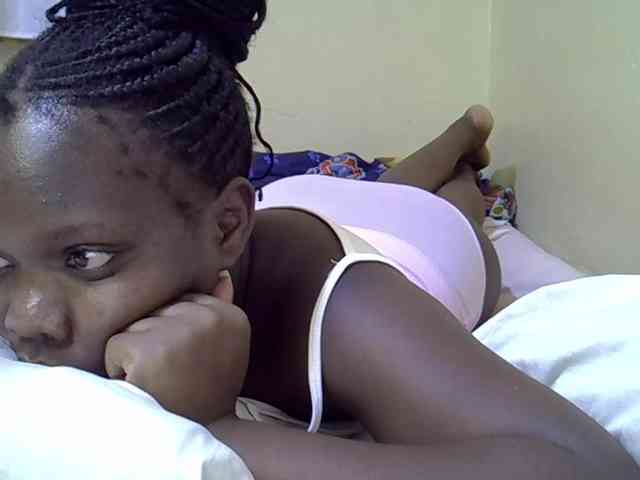 Sweet-Tiffany webcam