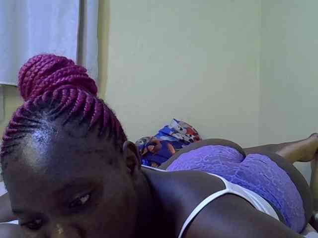 Sweet-Tiffany webcam