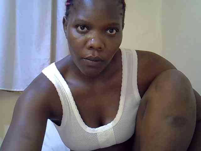 Sweet-Tiffany webcam