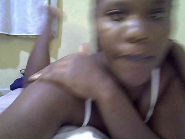 Sweet-Tiffany webcam