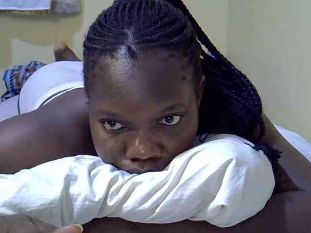 Sweet-Tiffany webcam