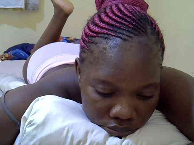 Sweet-Tiffany webcam