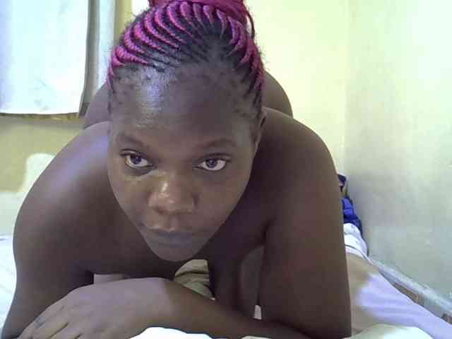 Sweet-Tiffany webcam