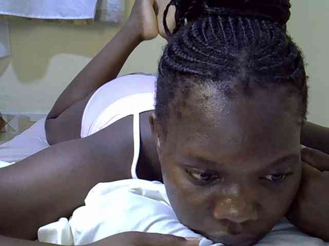 Sweet-Tiffany webcam