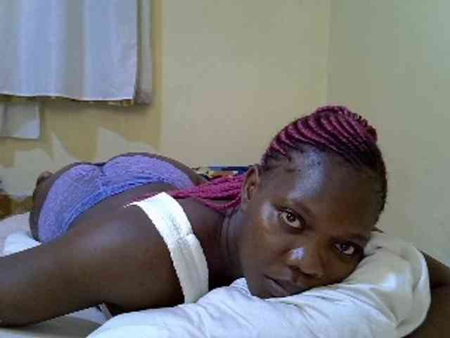Sweet-Tiffany webcam