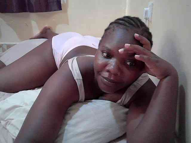 Sweet-Tiffany webcam