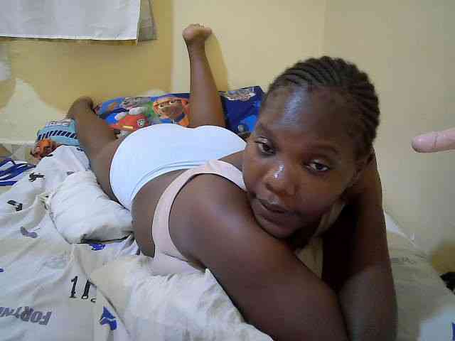 Sweet-Tiffany webcam