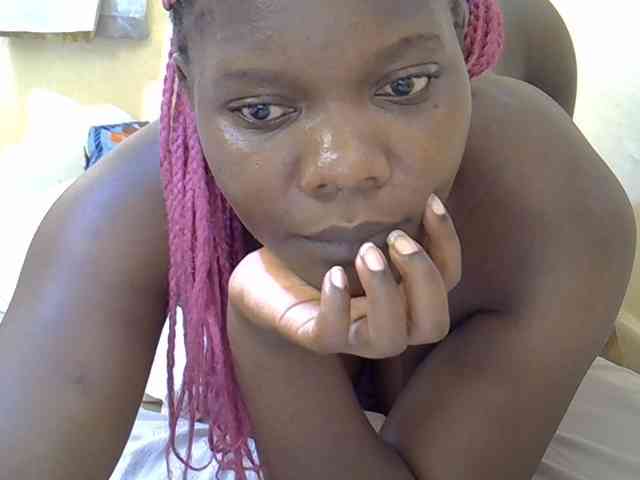 Sweet-Tiffany webcam
