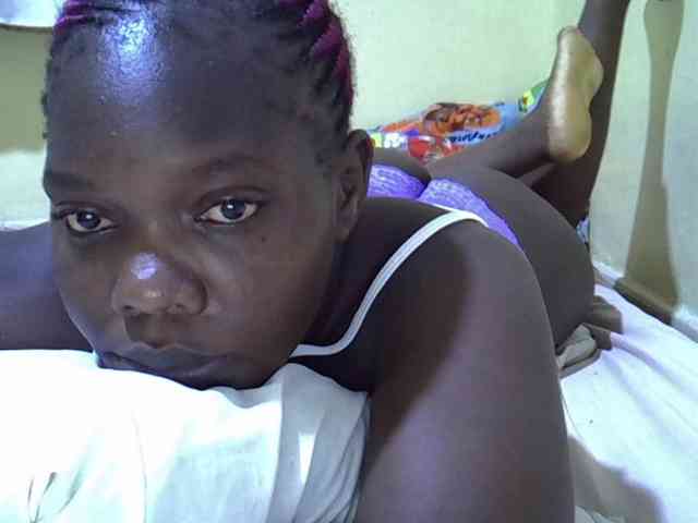 Sweet-Tiffany webcam