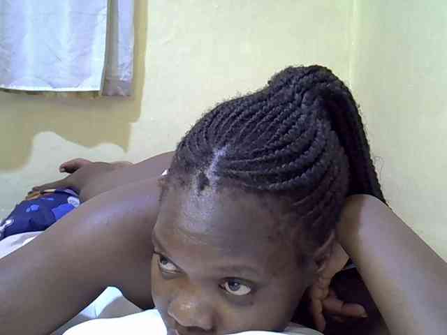 Sweet-Tiffany webcam