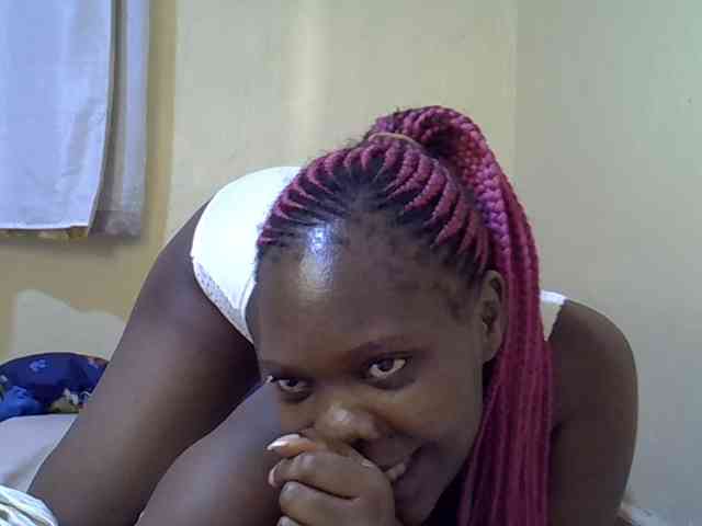 Sweet-Tiffany webcam