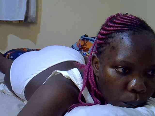 Sweet-Tiffany webcam