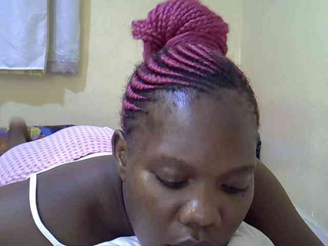 Sweet-Tiffany webcam