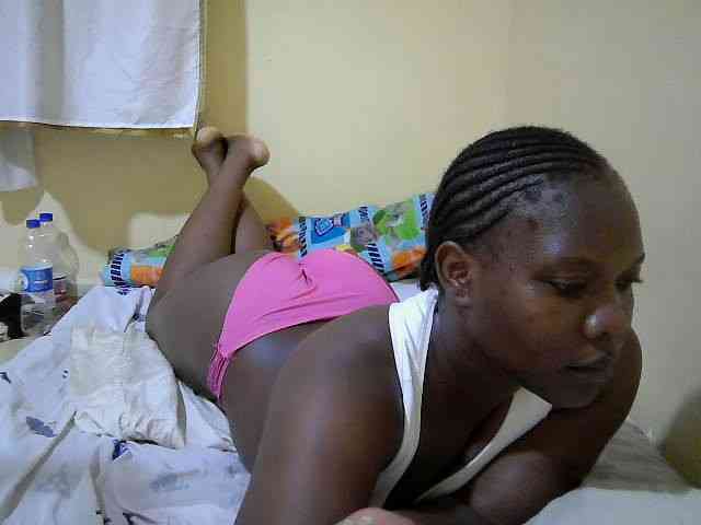 Sweet-Tiffany webcam