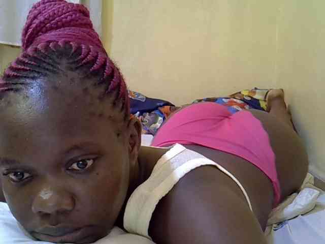 Sweet-Tiffany webcam