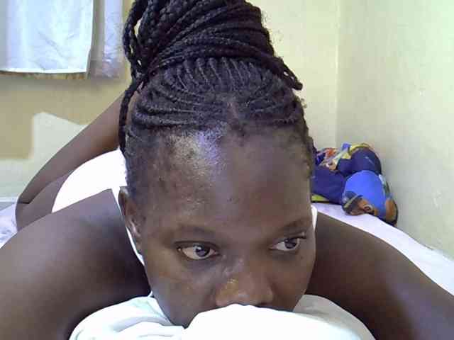 Sweet-Tiffany webcam