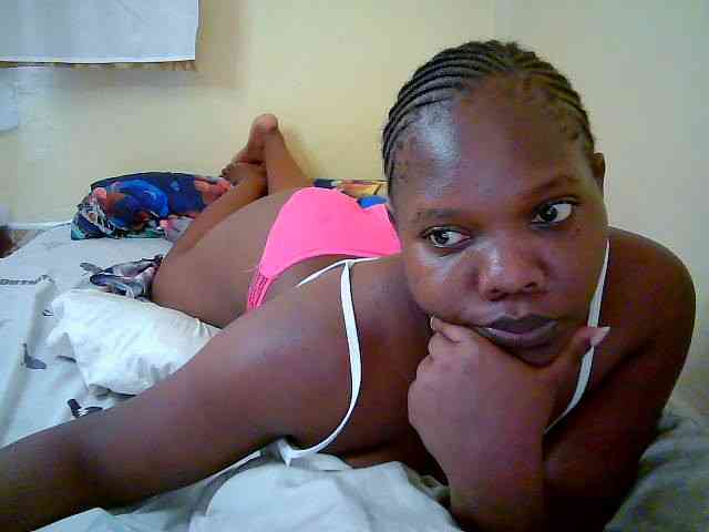 Sweet-Tiffany webcam