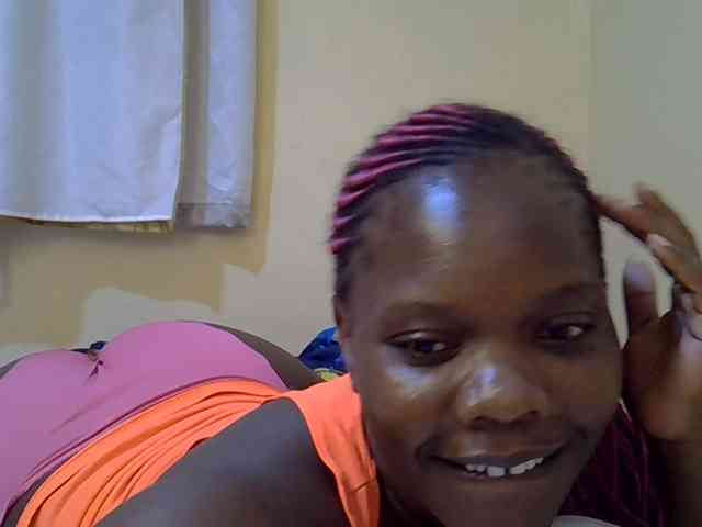 Sweet-Tiffany webcam