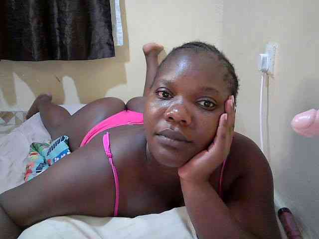Sweet-Tiffany webcam