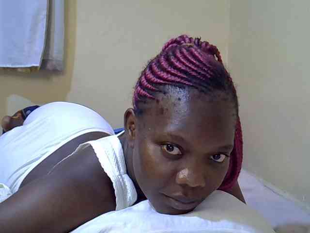 Sweet-Tiffany webcam