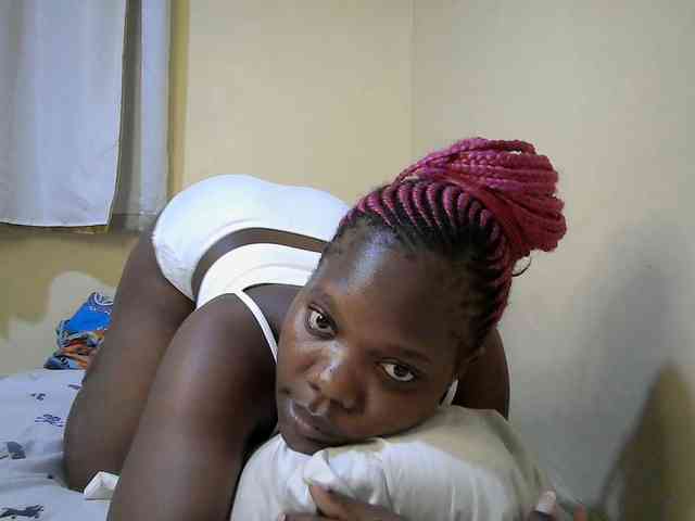Sweet-Tiffany webcam