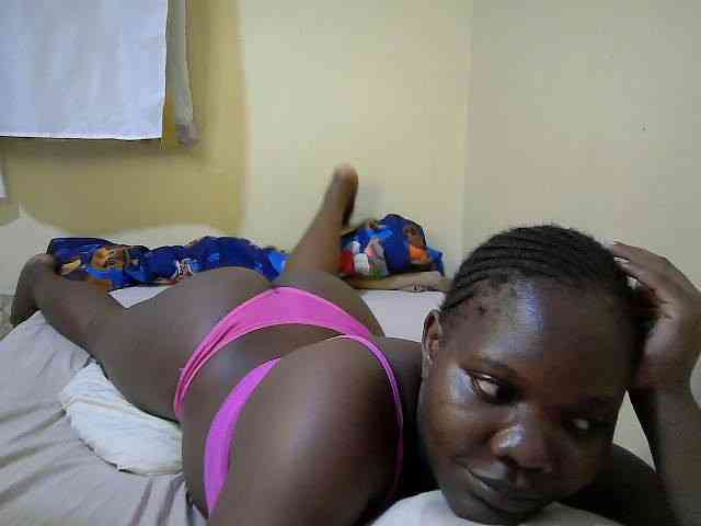 Sweet-Tiffany webcam