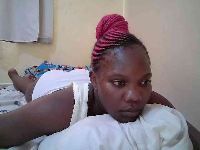 Sweet-Tiffany webcam