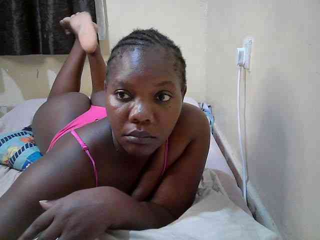 Sweet-Tiffany webcam