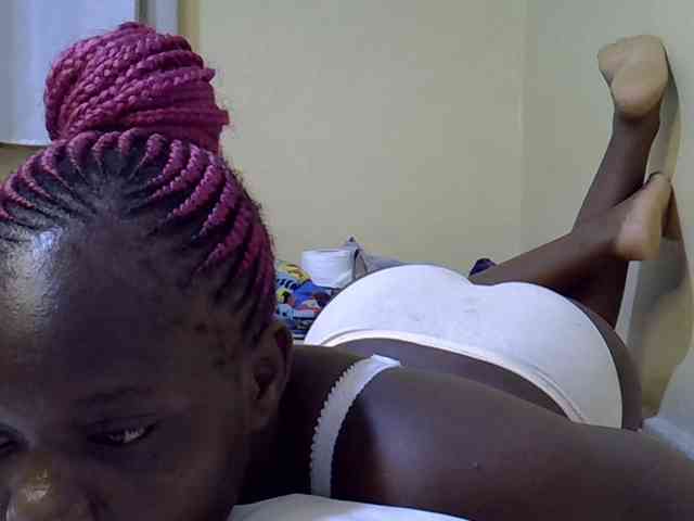 Sweet-Tiffany webcam