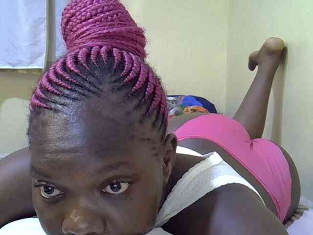Sweet-Tiffany webcam