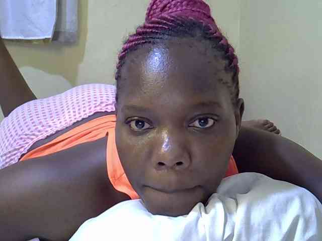 Sweet-Tiffany webcam