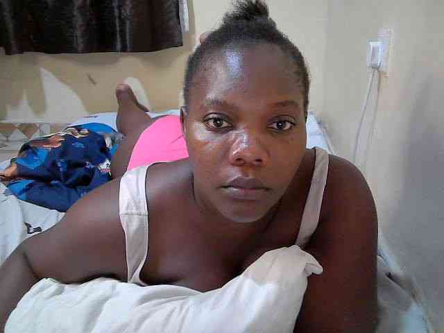 Sweet-Tiffany webcam