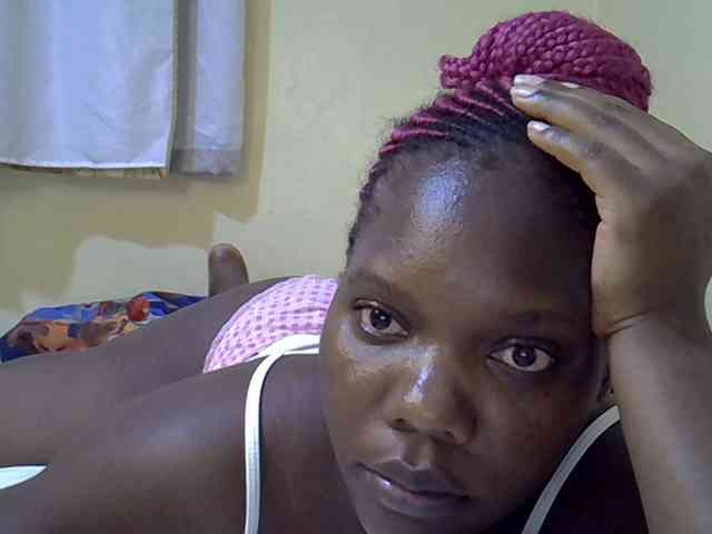 Sweet-Tiffany webcam