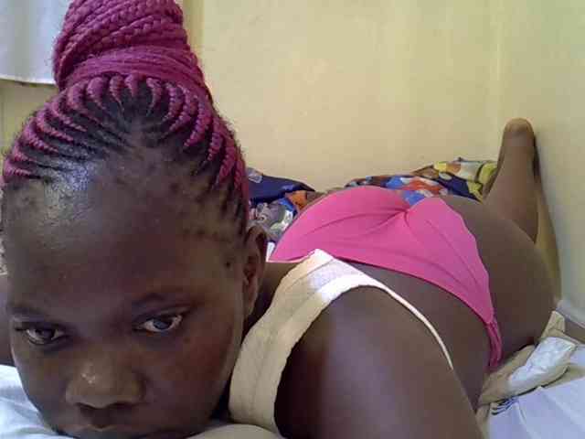 Sweet-Tiffany webcam