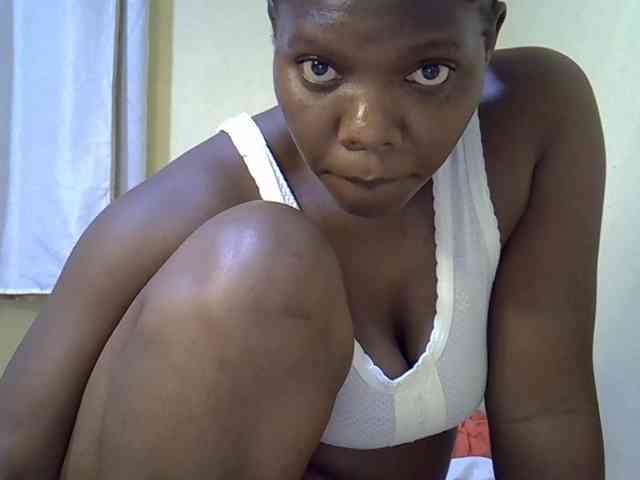 Sweet-Tiffany webcam