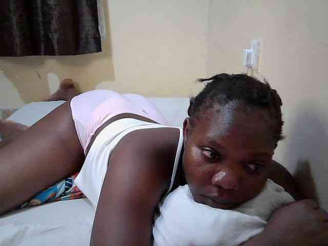 Sweet-Tiffany webcam