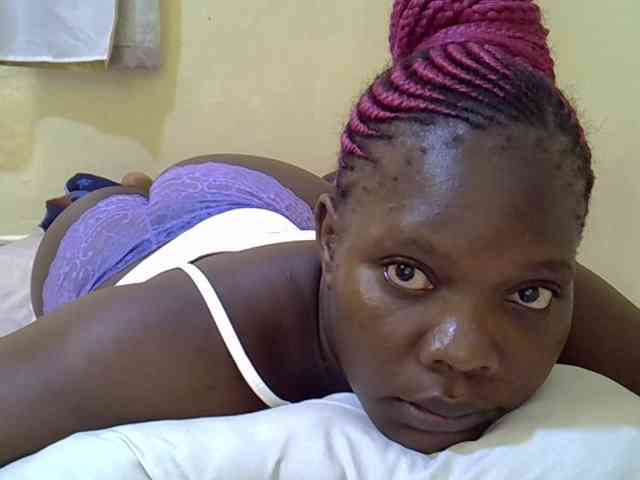 Sweet-Tiffany webcam