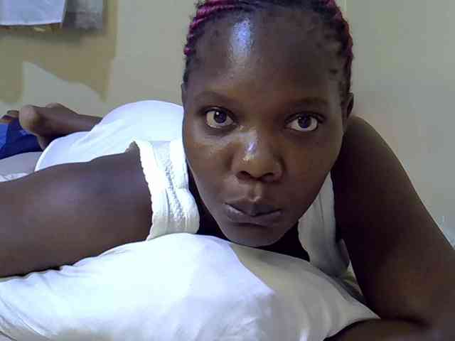 Sweet-Tiffany webcam