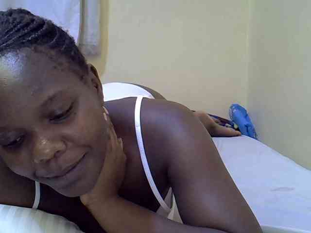 Sweet-Tiffany webcam