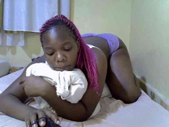 Sweet-Tiffany webcam