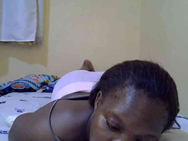 Sweet-Tiffany webcam