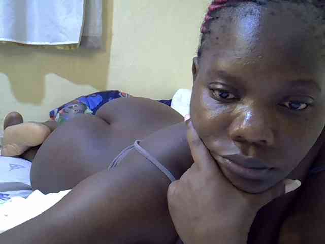 Sweet-Tiffany webcam