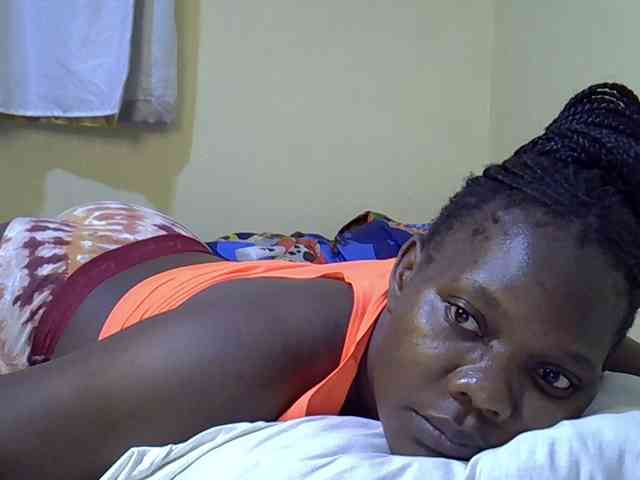 Sweet-Tiffany webcam