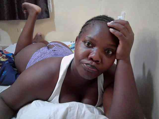 Sweet-Tiffany webcam