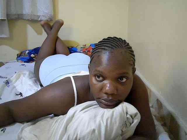 Sweet-Tiffany webcam