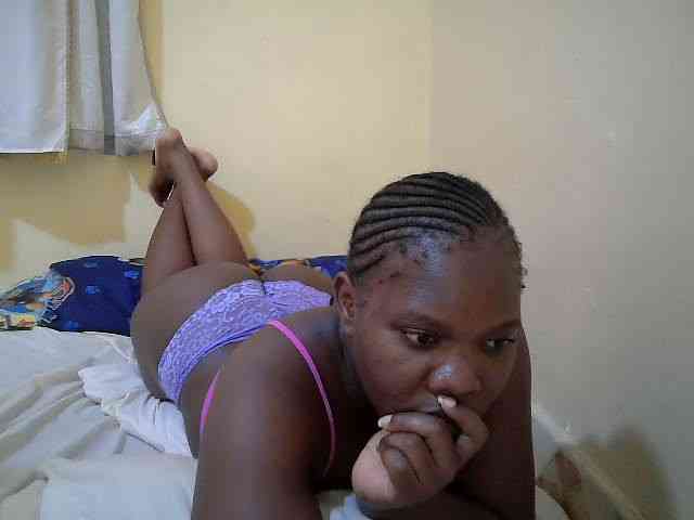 Sweet-Tiffany webcam