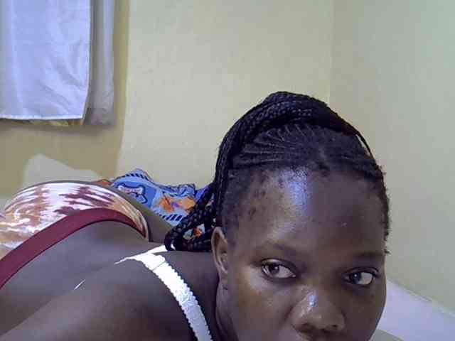 Sweet-Tiffany webcam