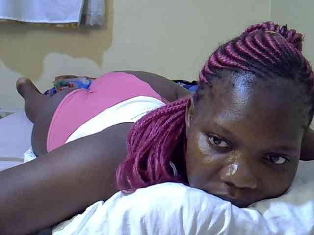 Sweet-Tiffany webcam